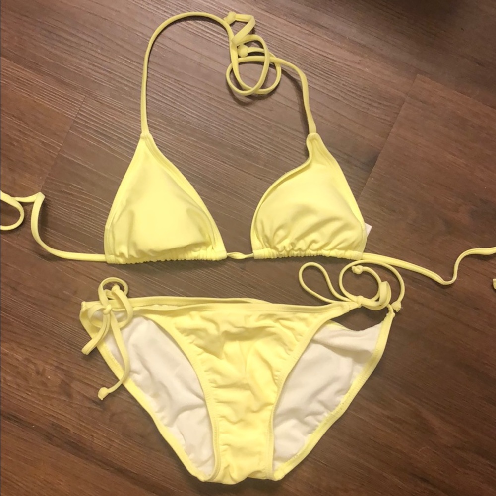 Never worn triangle bikini